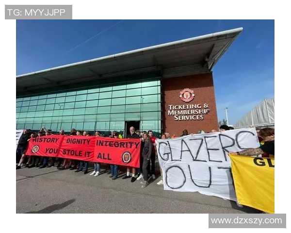 足球明星灵堂真实照片曝光引发球迷热议与怀念